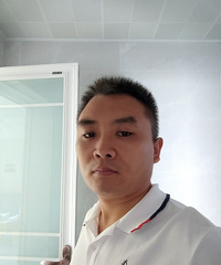 80年国有企业工作的单亲爸爸征婚,儿子10岁
