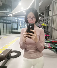 81年173CM的设计师小姐姐征婚,希望对方40~45岁