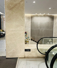 ���н���������ʿ�ĺ�լ�����䶼��330�򣬿���