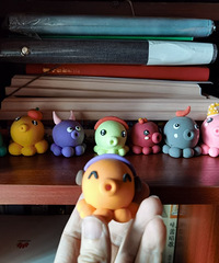 你们无聊的时候会不会做点小手工?晒晒自己做的小章鱼