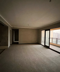 �����ڴ�����������ס������ˮ��ƽ�㣬��������Ұ�á�