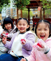 人口负增长,首轮关停潮已来,幼儿园“一孩难求”