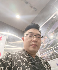 82年孩子跟前妻的白羊座哥子征婚,自己做生意