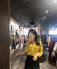 去逛了欧碧倩的员工内购店,款式有点多