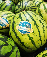 超市现“虫草西瓜”,真有虫草?