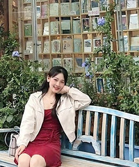 87��160CM�Ľ�ʦС������飬ϣ���Է�83~91���