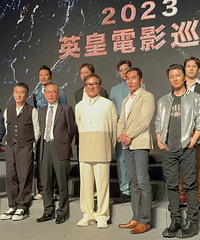 ��ѧ�ѡ�����ΰ�μ�Ӣ��Ѳ��