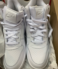 砂之船奥莱nike像不要钱一样,鞋子好划算