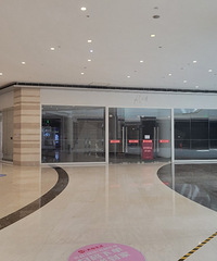 ����һȦ��û����������㳡Ҫ���еϹ㳡�ĺ󳾣�