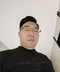 82�꺢�Ӹ�ǰ�޵İ������ϰ����飬���ȾƲ����齫