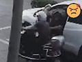 女子开门撞死人