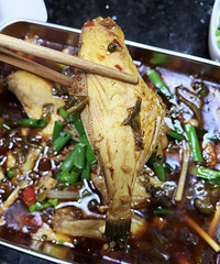 ÿ�ζ���ˮ��Ķ�������ˣ���λ��˸�����