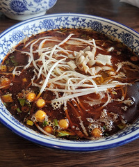 �пվ�ȥ�ɶ��ԳԳ԰ɣ���������׼����8��θ