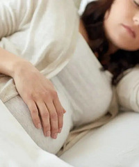 �ڻ����ڼ䣬�и���������˯���þ��أ�