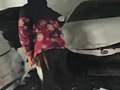 重庆一特斯拉车库撞墙