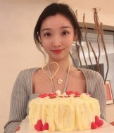 89年155CM小姐姐征婚,年薪25万