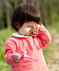 以下“乳名”既伤娃的自尊,可偏偏许多爸妈爱用