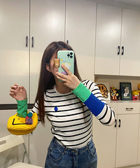 晒晒我新买的条纹上衣,袖子是衣服亮点