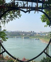 �������������ĩ��ͭ����̬԰��һЩ�����е��Ӿ�