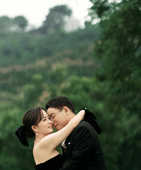 一家小众婚纱摄影拍的,性价比满满~