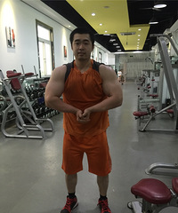 85年183CM月入2万的健身教练征婚,没有任何负债