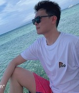 86年177CM的哥子征婚,年入50万