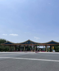 �������ֵ���һ�������˴��ڣ�ԶЩ��Ҳ�Ե�����