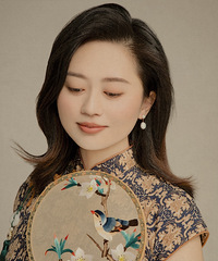 拍了一组工笔画,以前火的时候没有拍