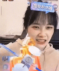 “挖呀挖呀”美女幼师吸粉300万,遭众机构哄抢