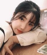 96年的双鱼座妹子征婚,养了猫和狗