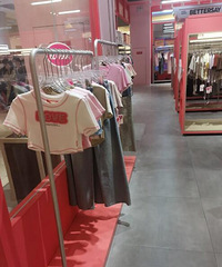 ̳Ůװ𾪣ڵŮװӦýͯװɣ