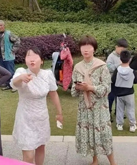 ���ӳ����¼ҳ���ͻ���и��������ӣ�