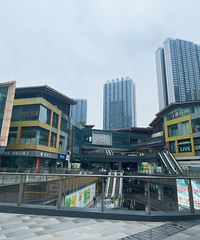这几个商场位置好人气却不理想?靠当“外卖供应商”是最好出路?