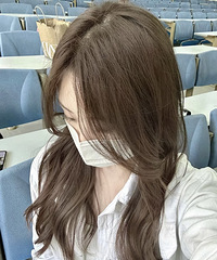 亚麻发色真的最最好看!我要一直染这个颜色