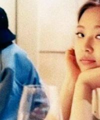 jennie的恋爱完全可以出书了