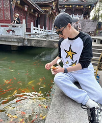 94年170CM不抽烟的小哥征婚,父母自己做点小生意