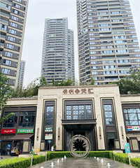 ����·����С������ʵ�ģ����ϲ���ĸ�С����