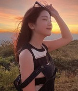 93年165CM妹子征婚,喜欢自驾徒步