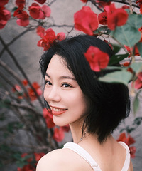 91��166CM���٤��ʦ���飬��ϲ�����̺ʹ���Ϸ���к���