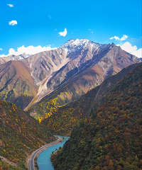 �����¿���ը��·����G317��G318������������һ�Ķ��Ǵ�Ƭ