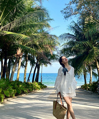 为什么旅游的时候,可以大胆的穿任何衣服?有人和我一样吗?