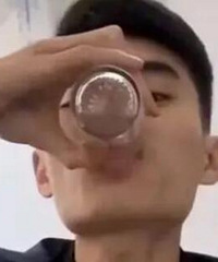 网红直播喝酒去世,留下10行手书