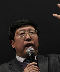 ��ʵ�徭�û��Ǳ�¥�У�