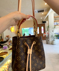 �Ǽ�ǰ����LVneonoebb�¿�СˮͰ���������㣬�Լ۱ȸ�