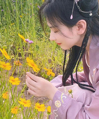 93��165CM������ý�幤�����������飬ϣ���Է����ں�