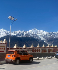 Χ������Ǯ���ܹ۾�������ѩɽ��������������Χǽ���������󳬶�