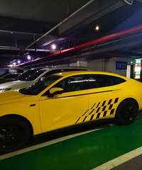 ������⳵������UNI-V�ˣ��������˹����������Ĥ��