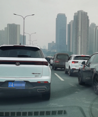 ���Ŷ����䡰�¶��������Ҵ����ͨ����ͣ����