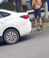 ��·��żȻ��������ǧ��Լ����ʻԱ�е�����һԱ