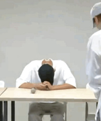 炎亚纶现身邱耀乐记者会鞠躬道歉
